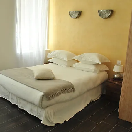 Le Boutique 3* مارسيليا